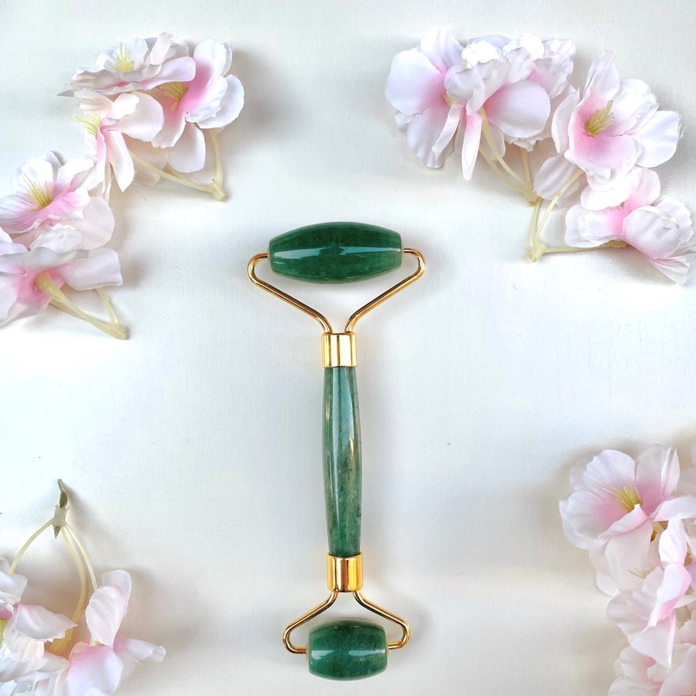 jade facial massage tool